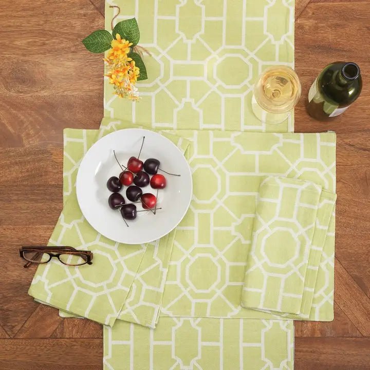 Colonial Williamsburg Trellis Table Runner - #Perch#