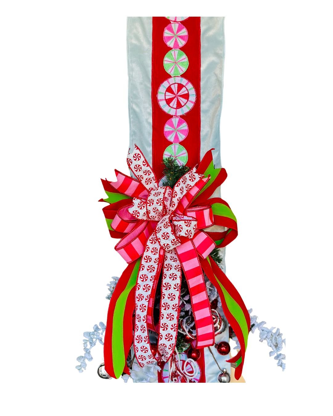 Front & Foyer Peppermint Christmas Wreath - Perch