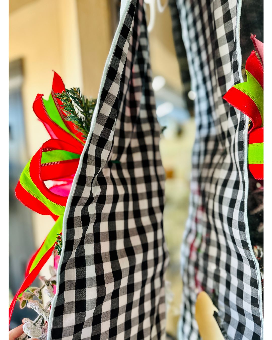 Front & Foyer Peppermint Christmas Wreath - Perch