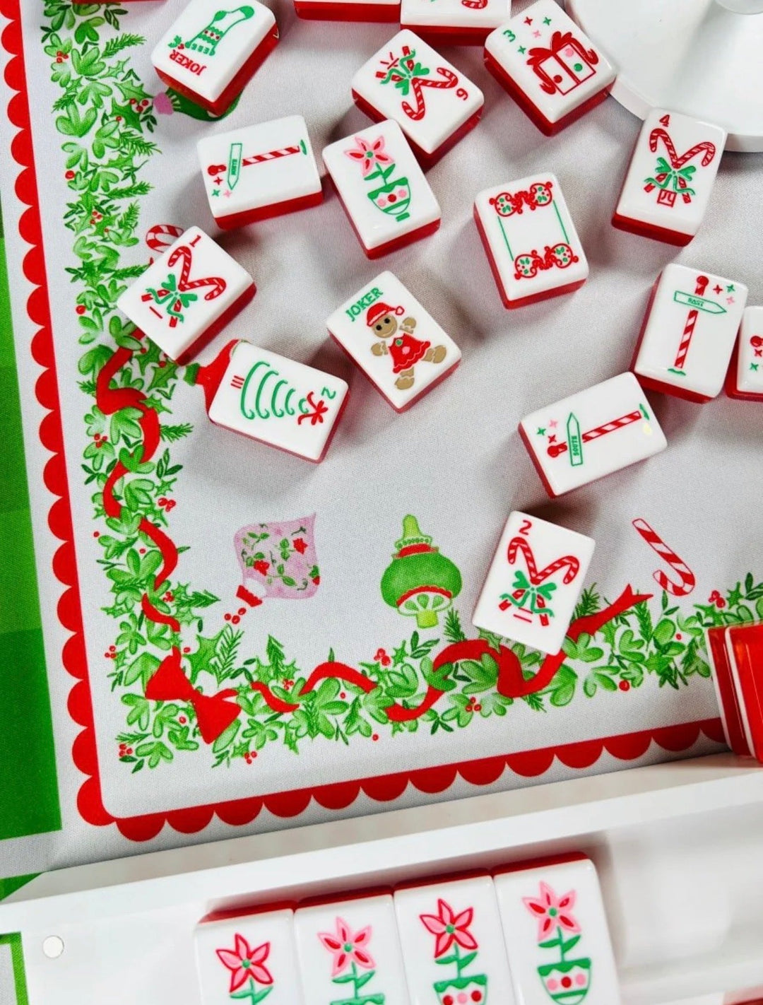 Holly Jolly Christmas Mahjong Tile Set - Red - Perch