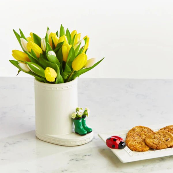 lil' ladybug - Perch