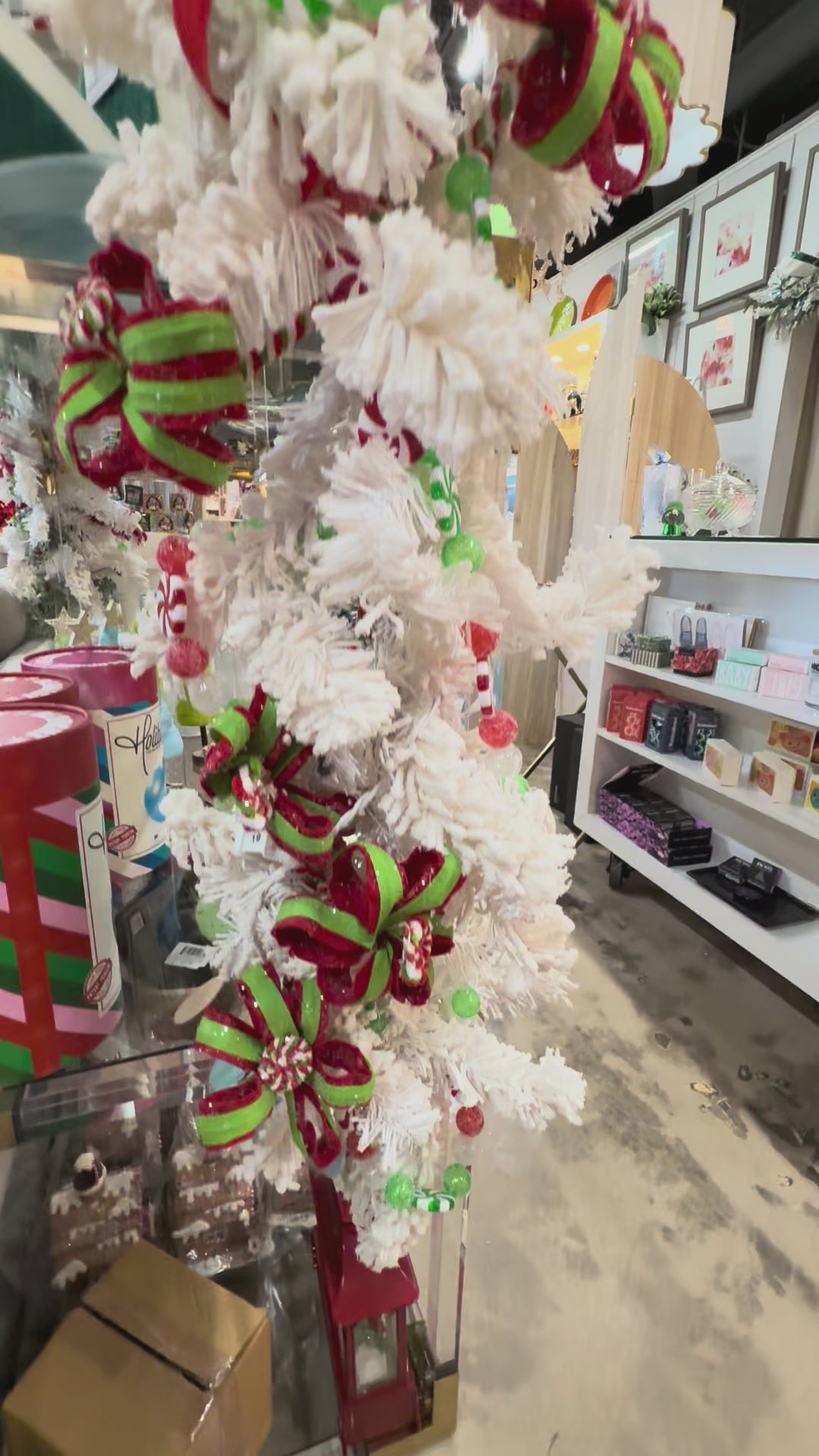 Peppermint Lollipop Prelit Garland